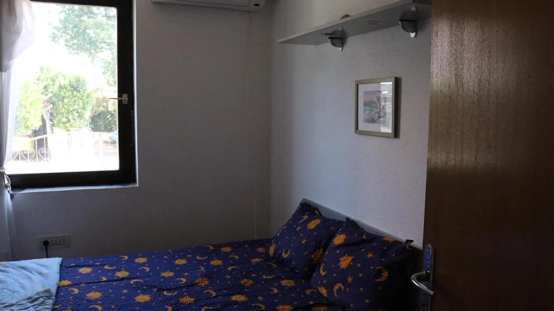 Shoreline Serenity Apartment Vantacici 0*,  Croatia